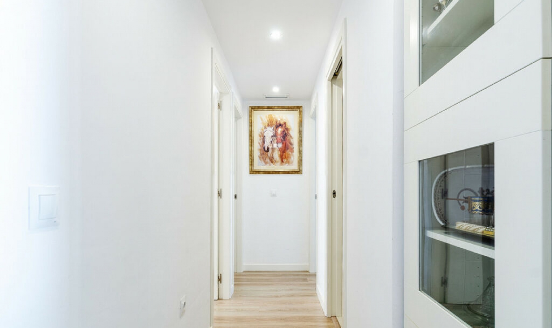 Resale - Apartment -
La Campana