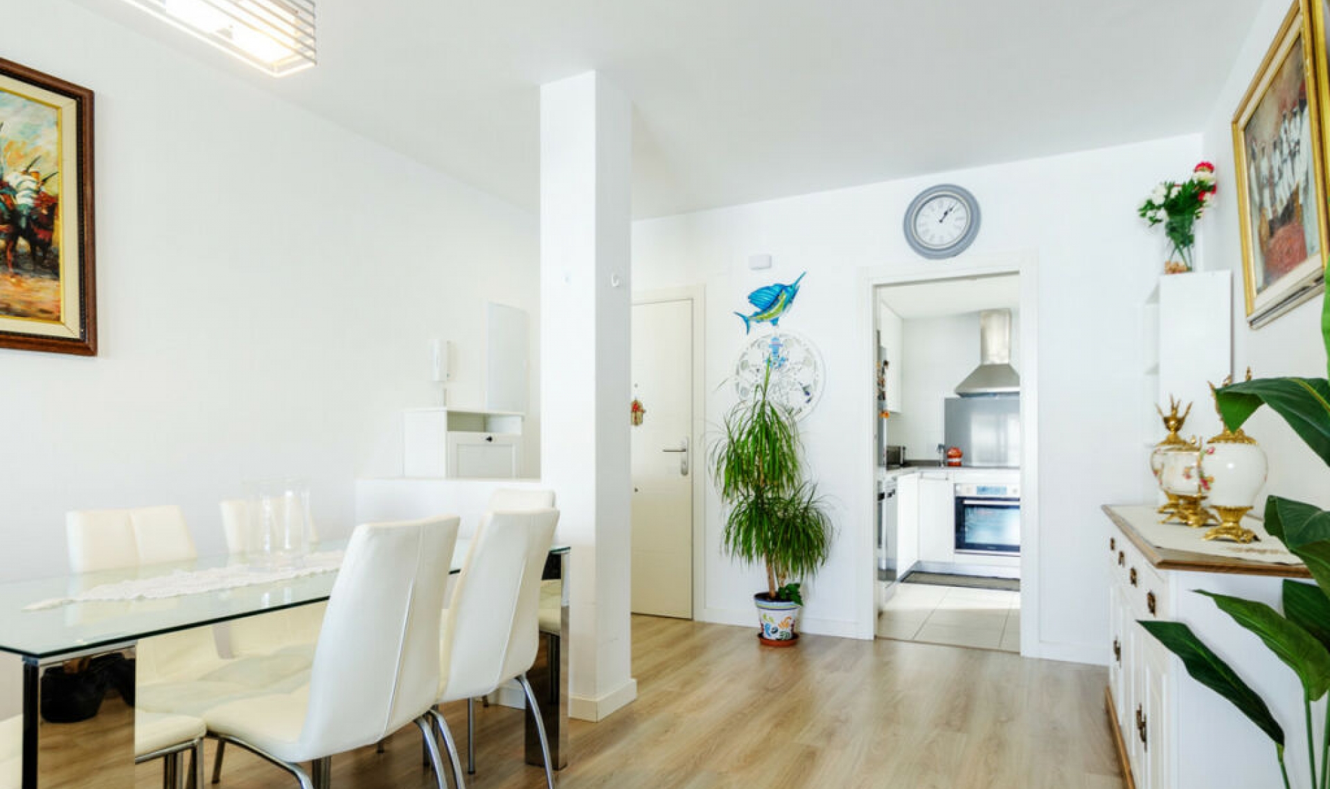 Resale - Apartment -
La Campana