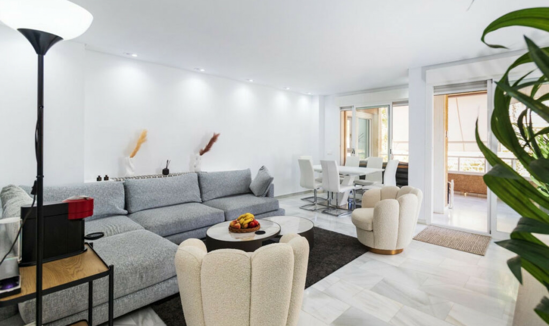 Resale - Apartment -
La Carihuela