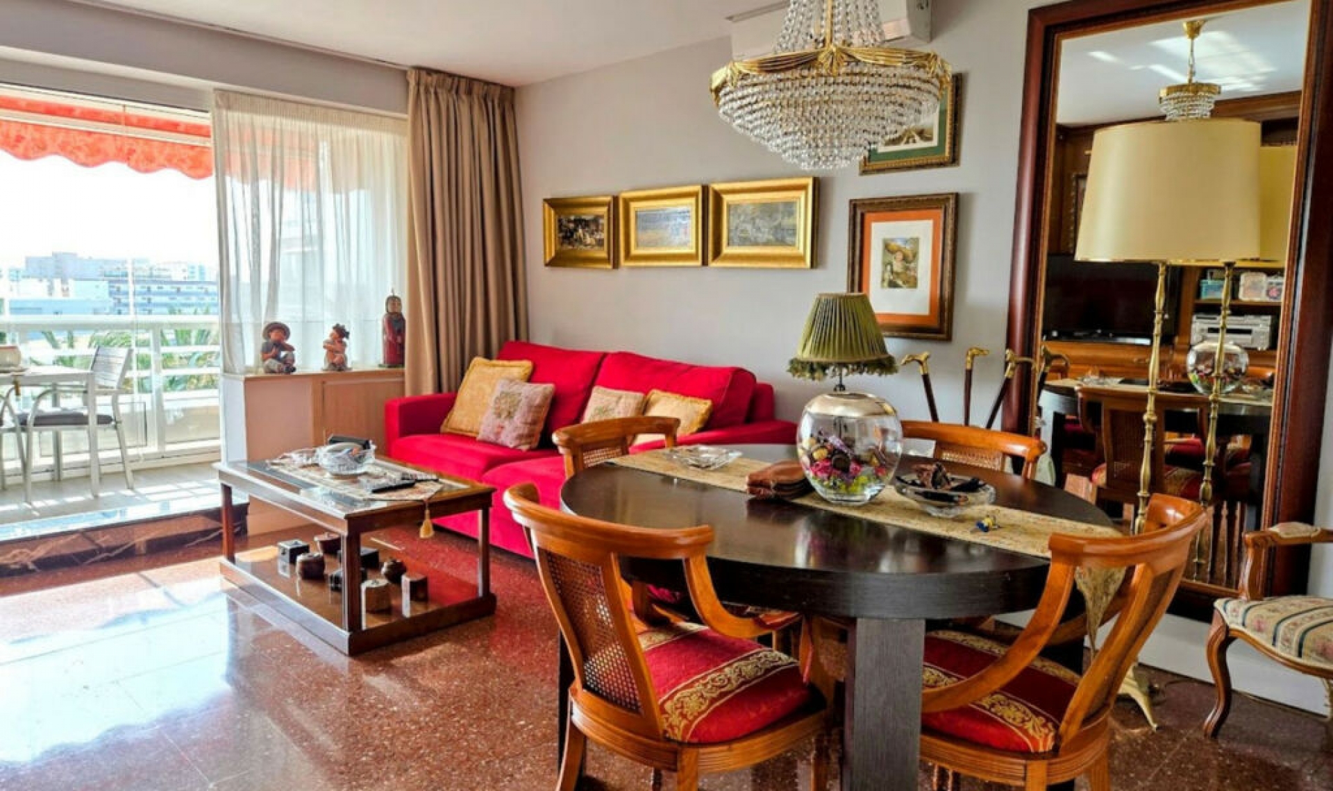 Resale - Apartment -
La Carihuela