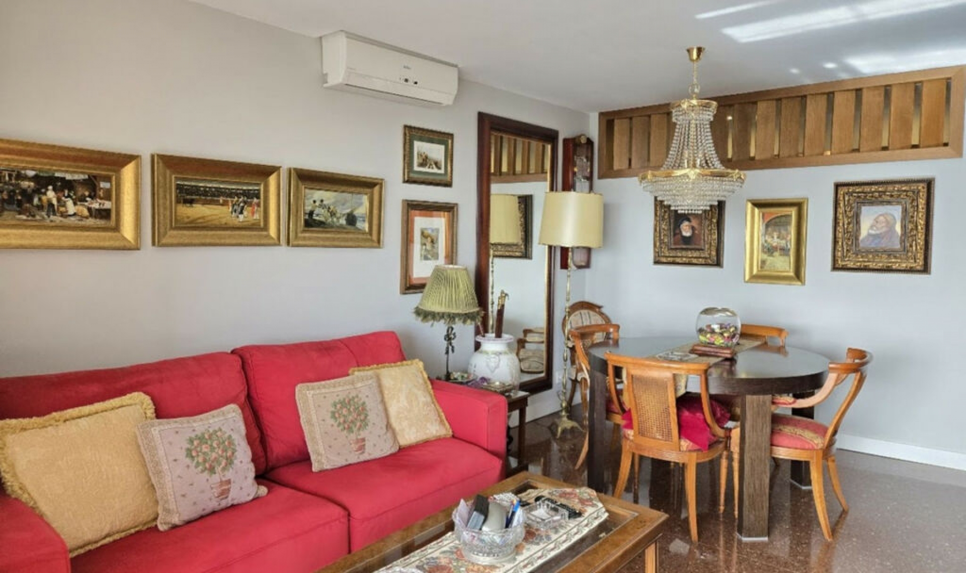 Resale - Apartment -
La Carihuela