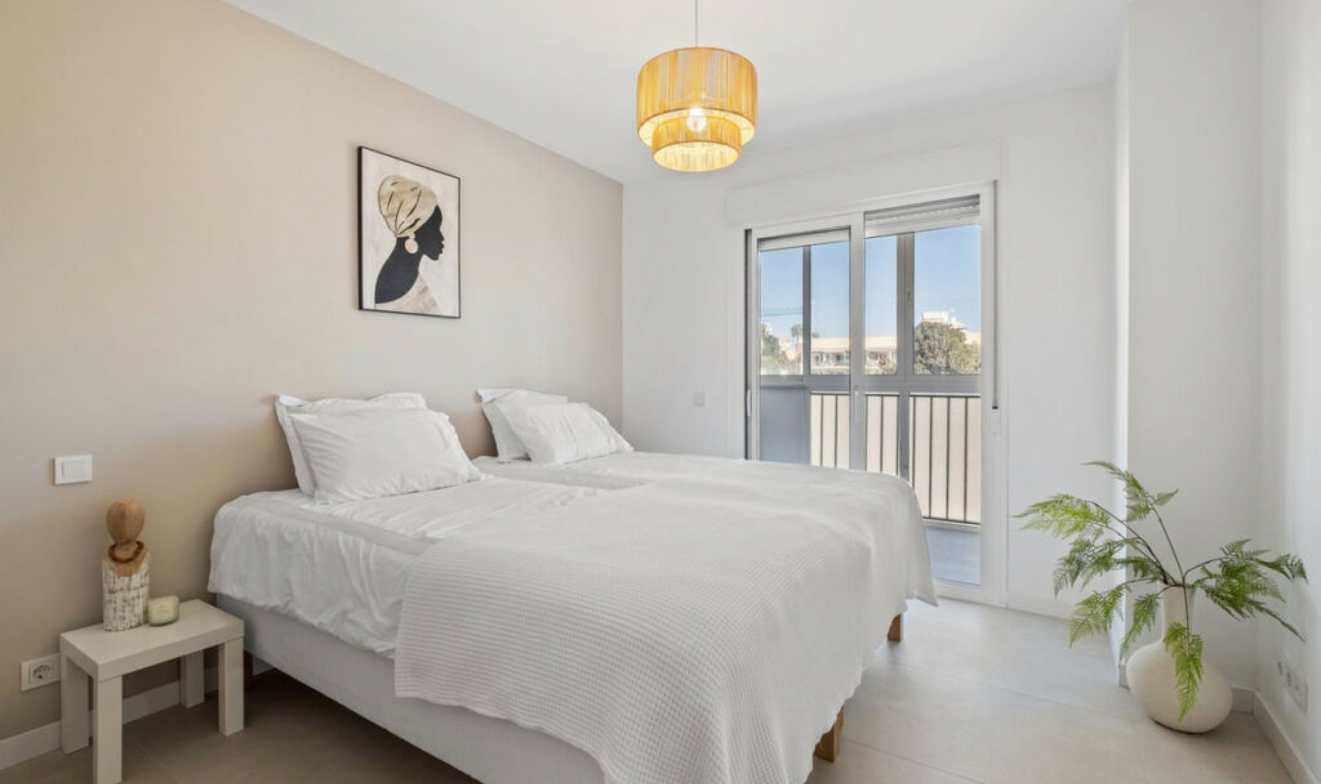 Resale - Apartment -
La Carihuela