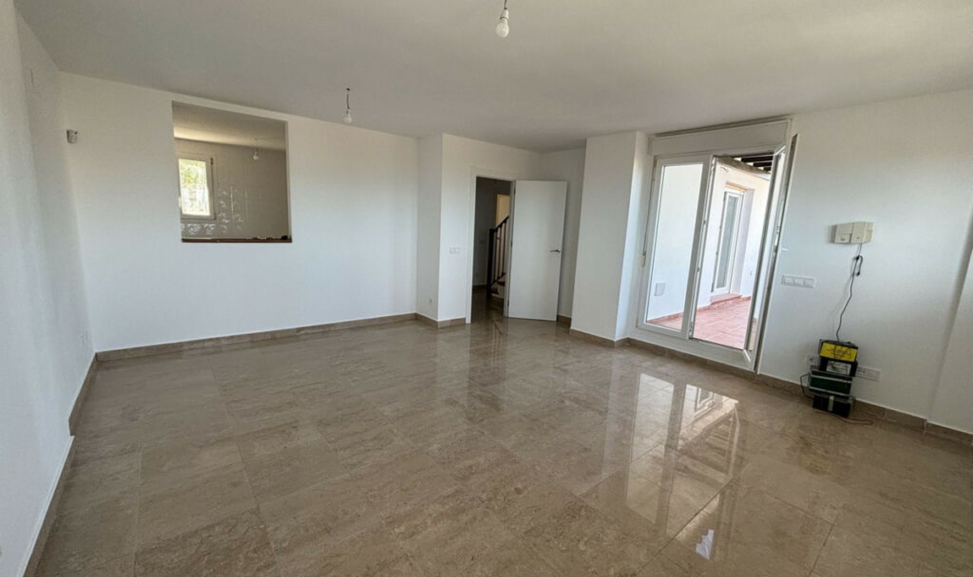 Resale - Apartment -
La Duquesa