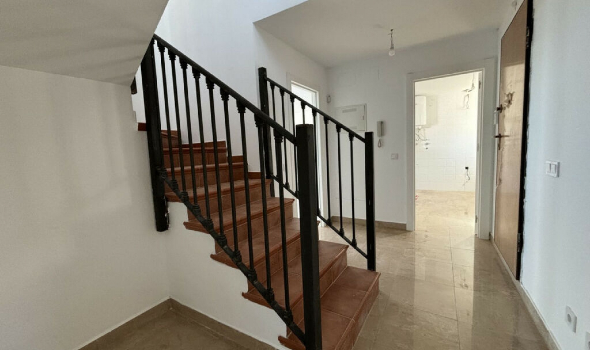 Resale - Apartment -
La Duquesa