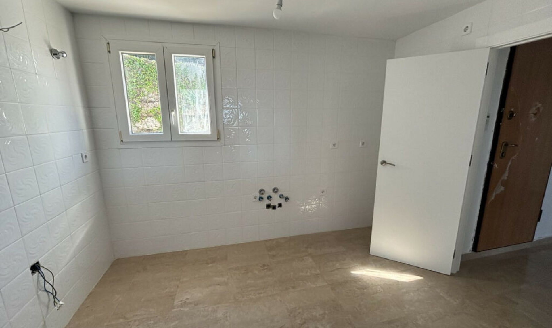 Resale - Apartment -
La Duquesa