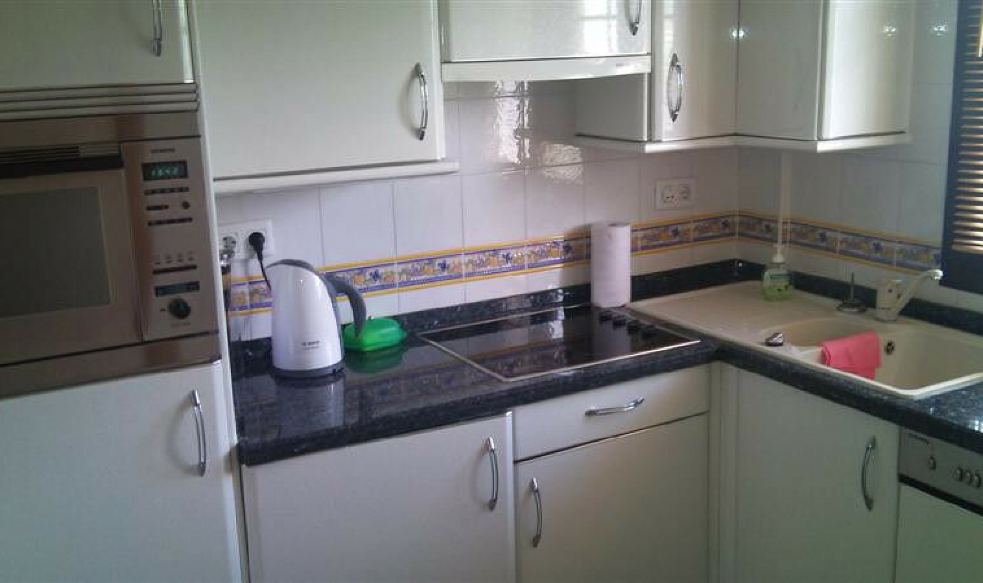 Resale - Apartment -
La Duquesa