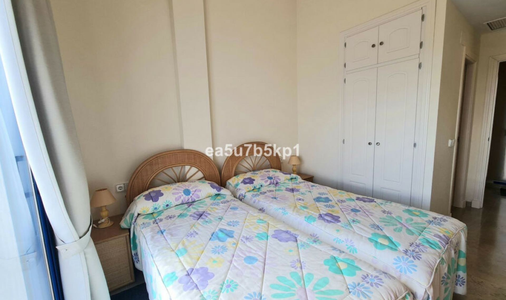 Resale - Apartment -
La Duquesa