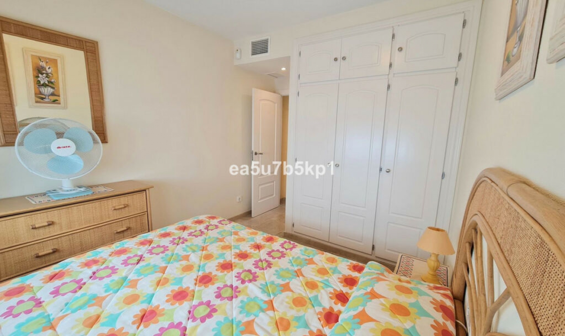 Resale - Apartment -
La Duquesa