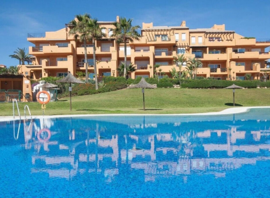 Resale - Apartment -
La Duquesa