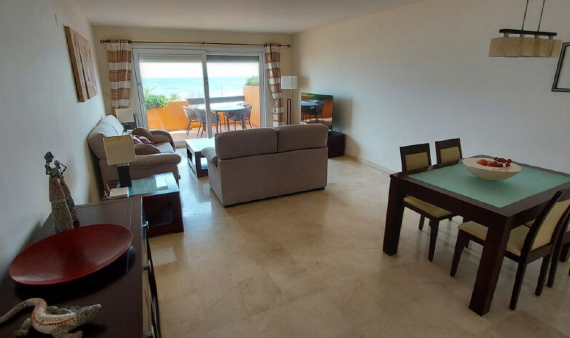 Resale - Apartment -
La Duquesa