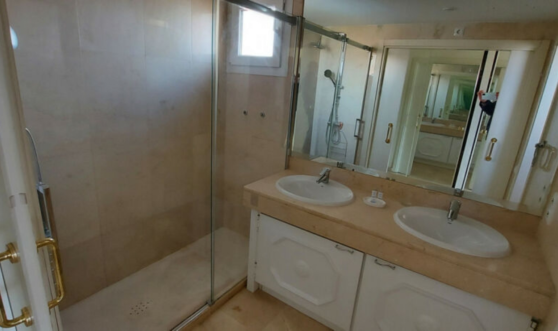 Resale - Apartment -
La Duquesa