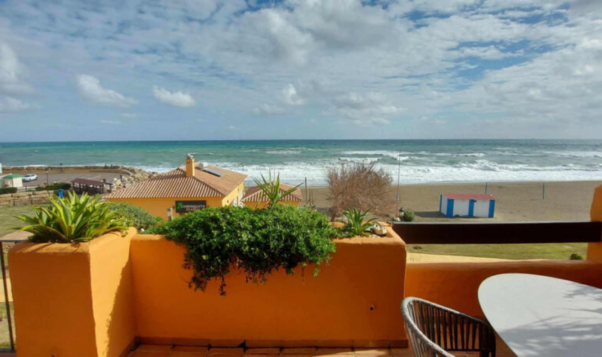 Resale - Apartment -
La Duquesa