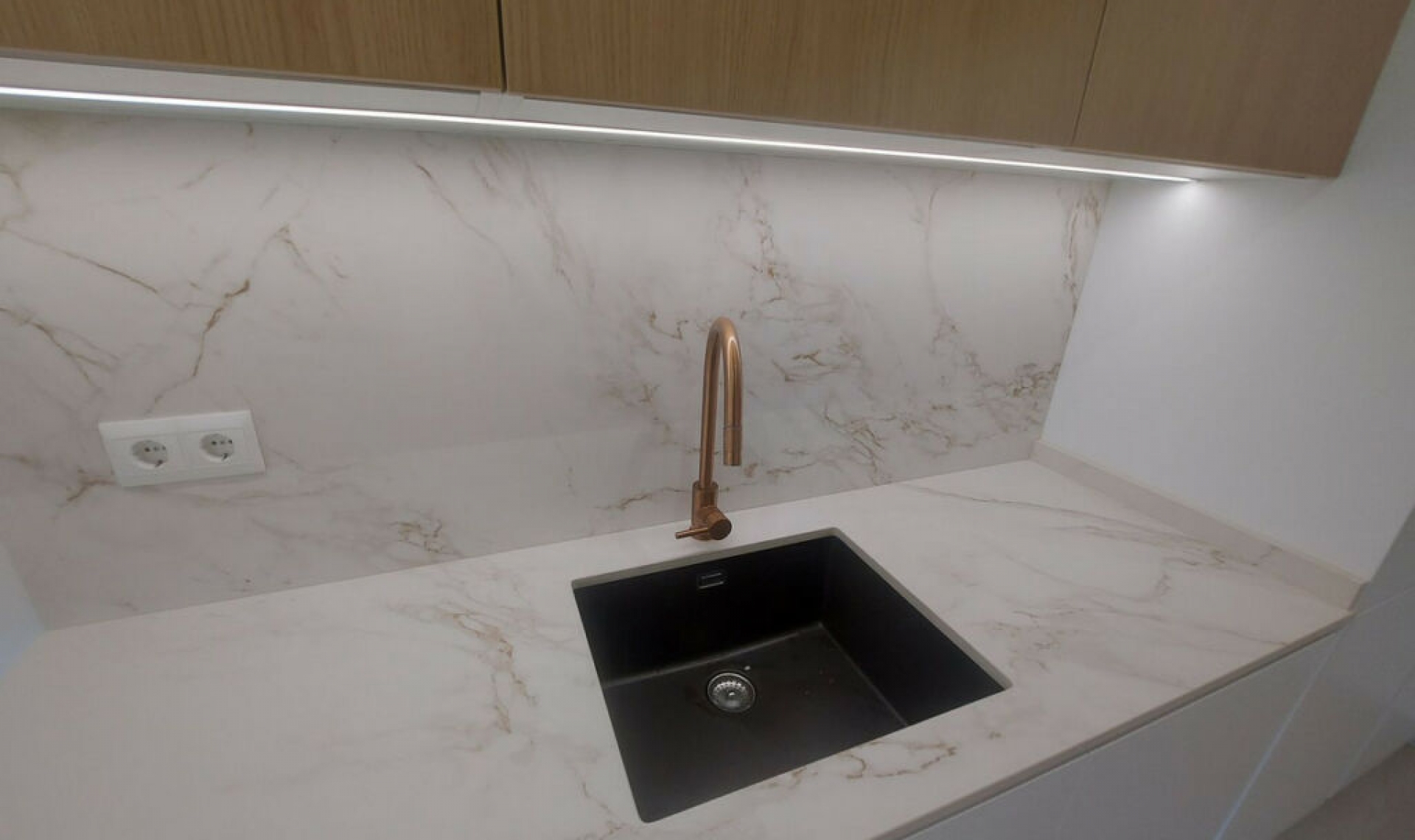 Resale - Apartment -
La Duquesa