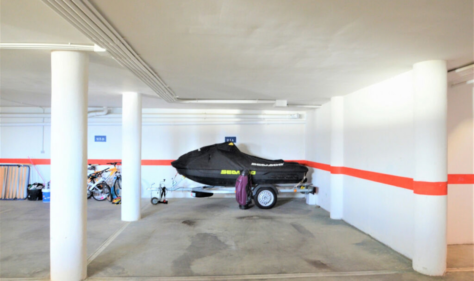 Resale - Apartment -
La Duquesa