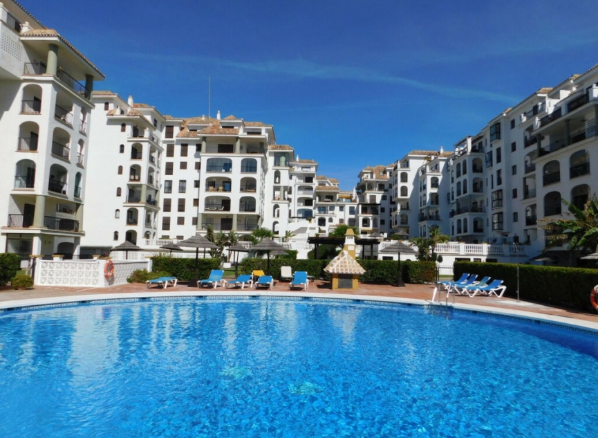 Resale - Apartment -
La Duquesa