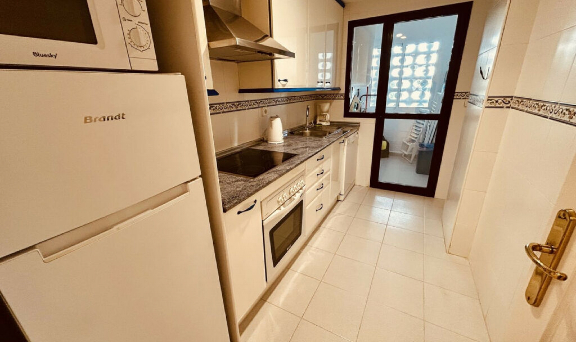 Resale - Apartment -
La Duquesa