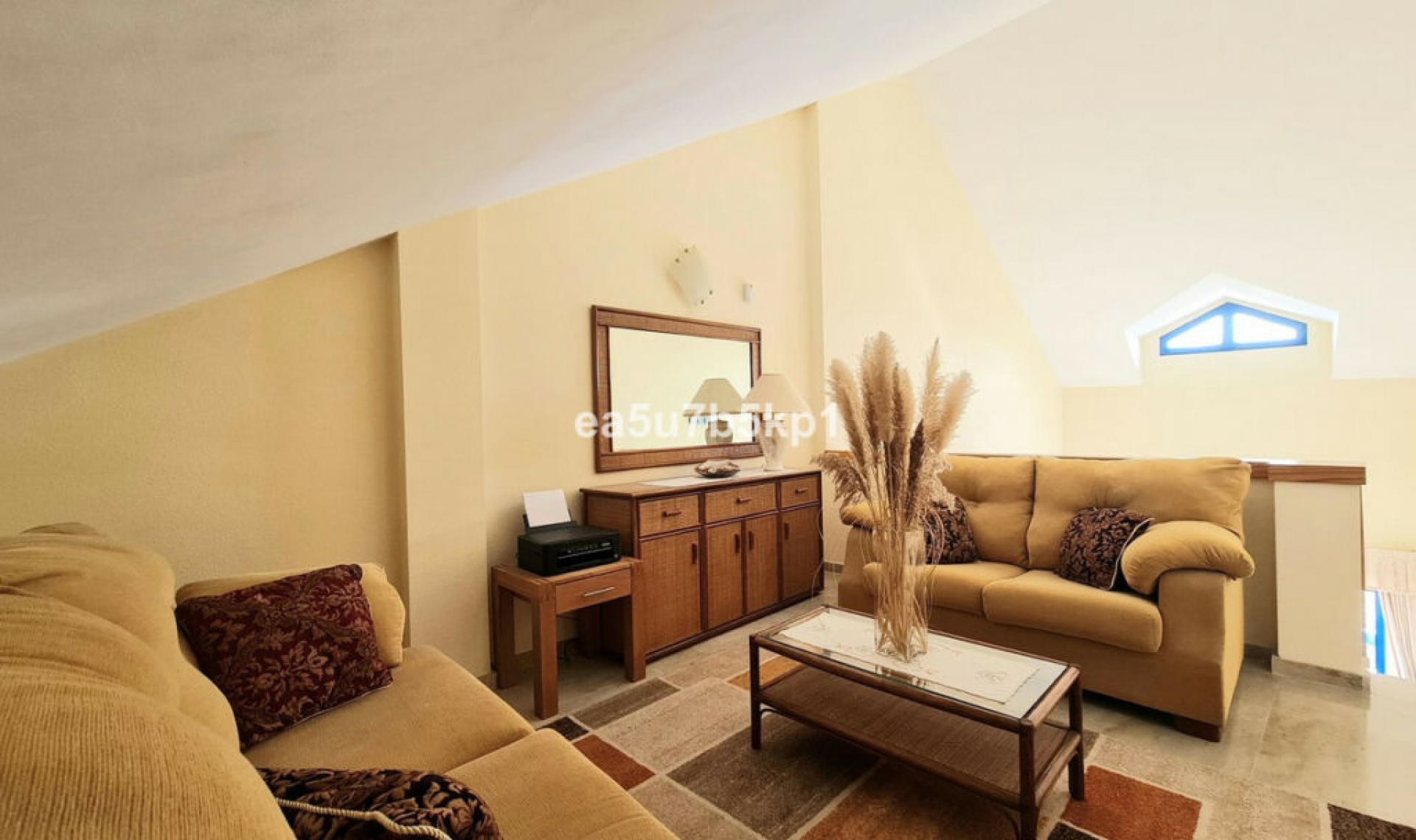 Resale - Apartment -
La Duquesa