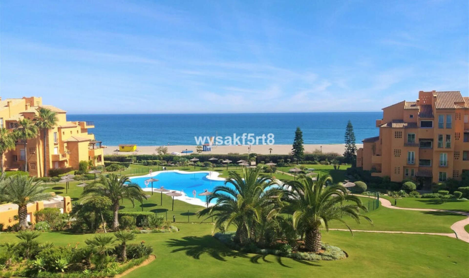 Resale - Apartment -
La Duquesa