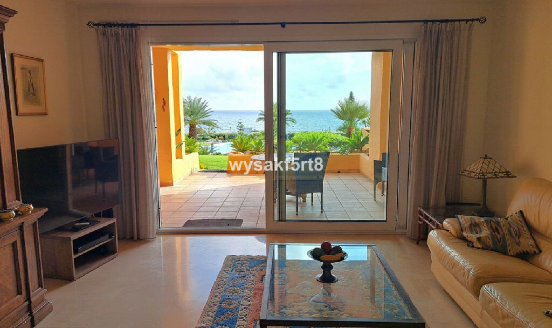 Resale - Apartment -
La Duquesa