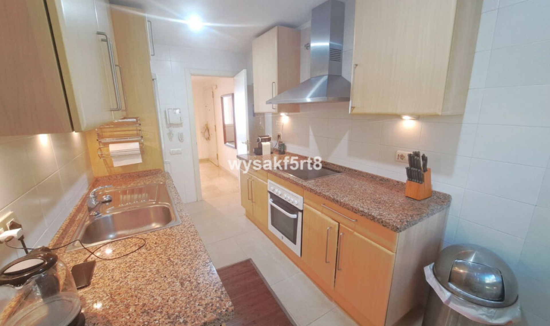 Resale - Apartment -
La Duquesa