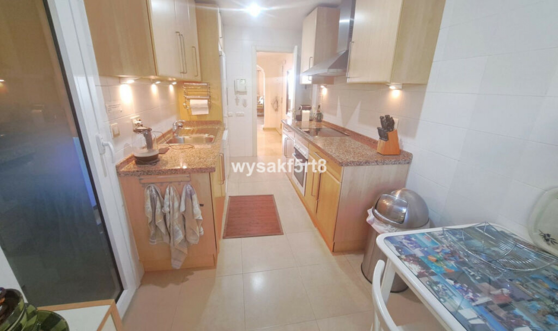 Resale - Apartment -
La Duquesa