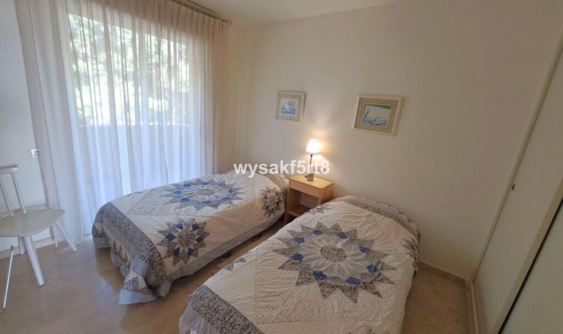 Resale - Apartment -
La Duquesa