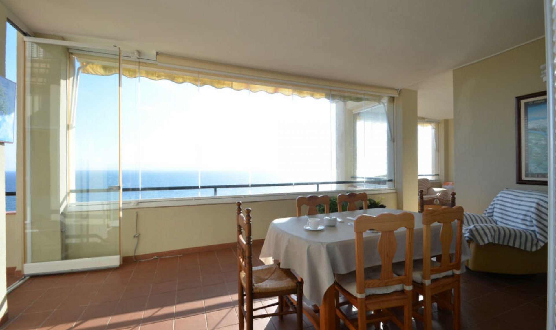 Resale - Apartment -
La Duquesa