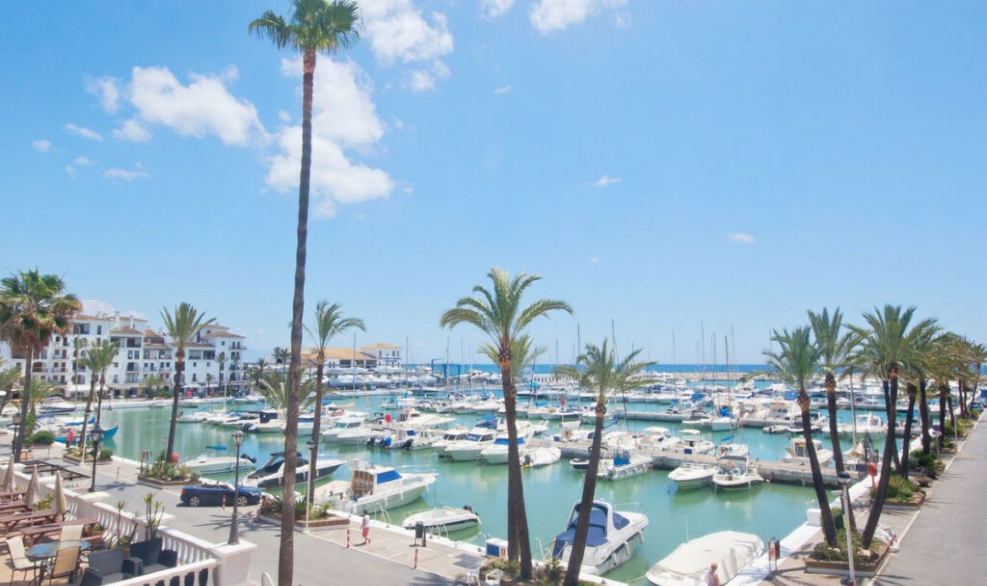 Resale - Apartment -
La Duquesa