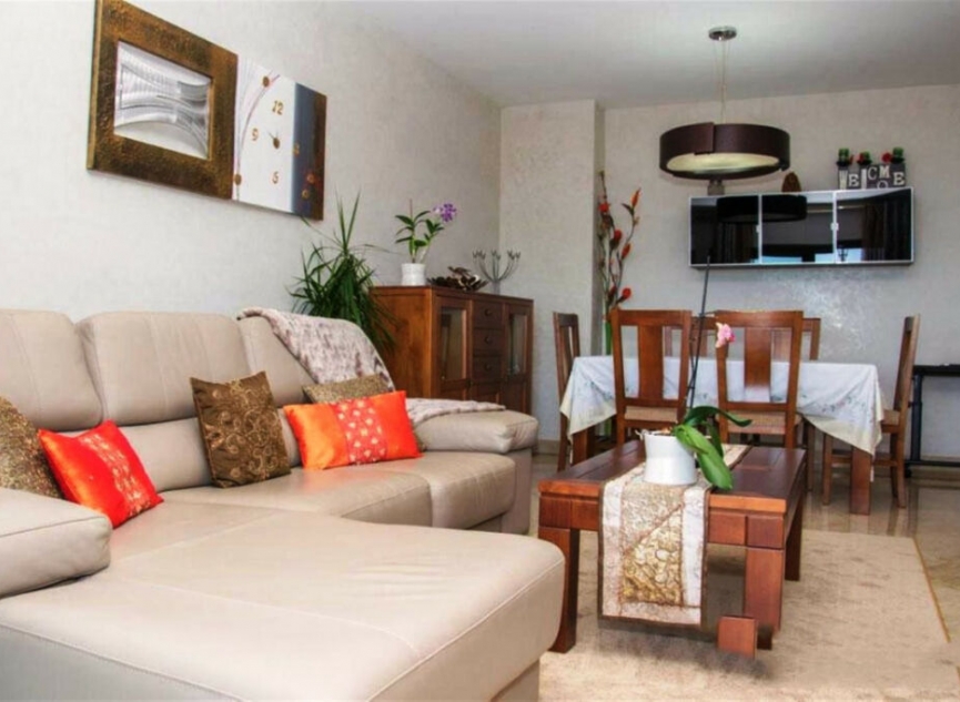 Resale - Apartment -
La Duquesa