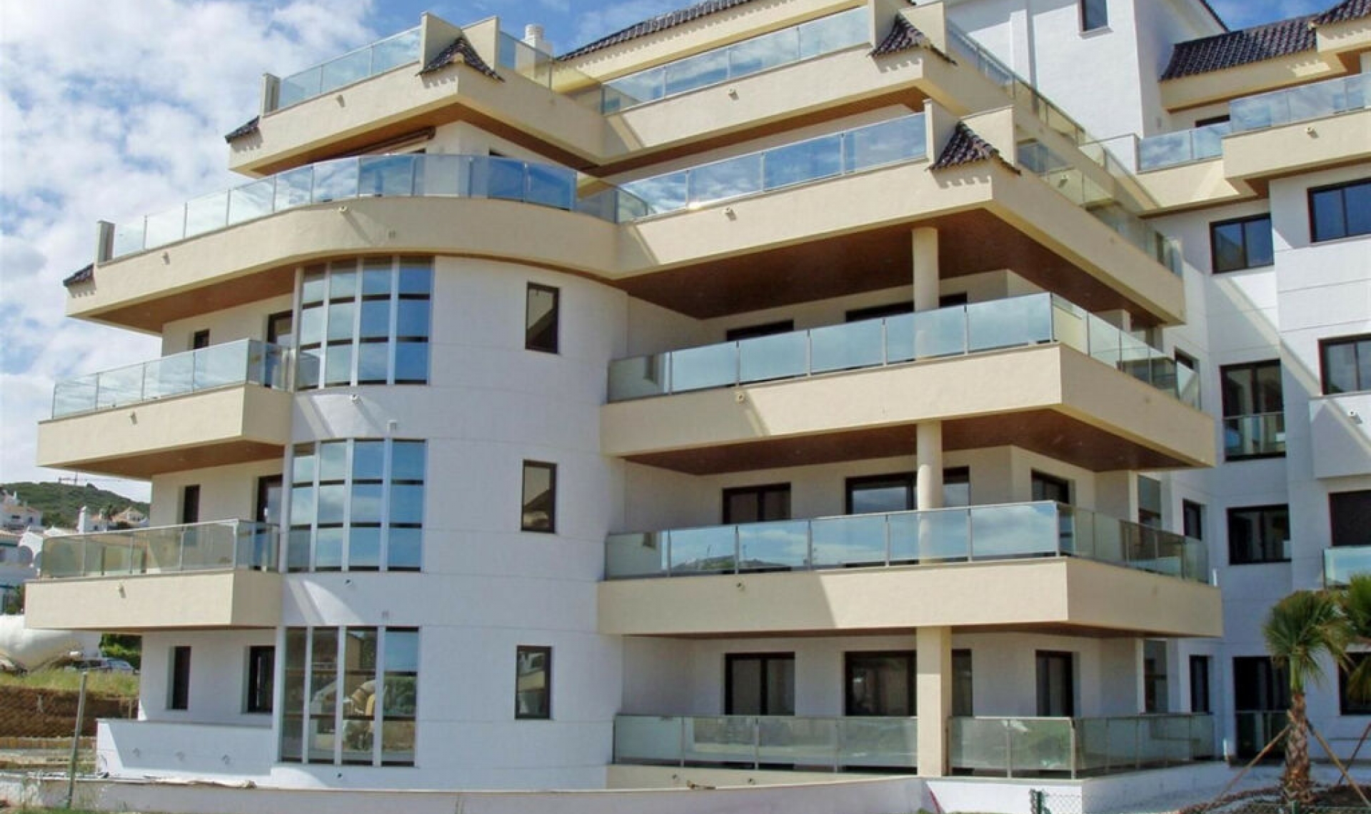 Resale - Apartment -
La Duquesa