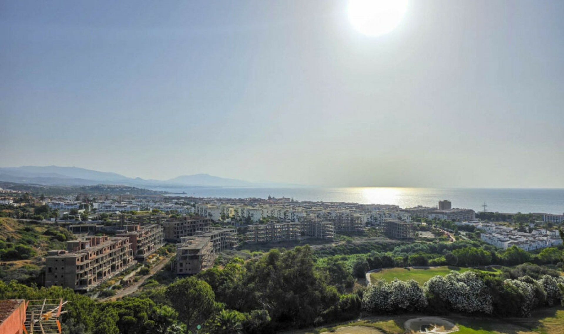 Resale - Apartment -
La Duquesa