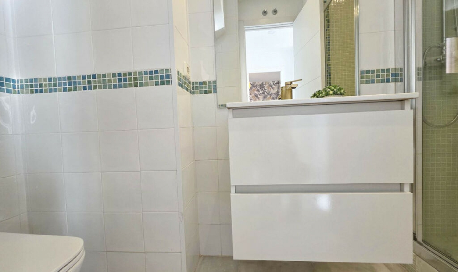 Resale - Apartment -
La Duquesa