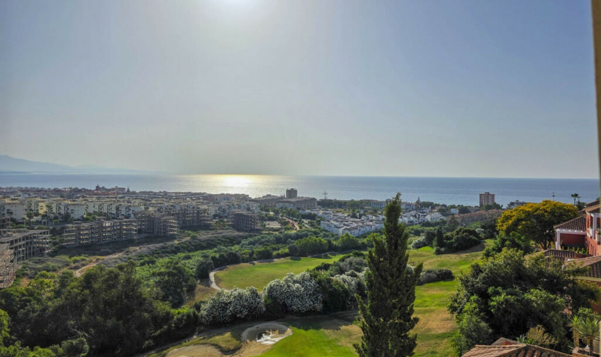 Resale - Apartment -
La Duquesa