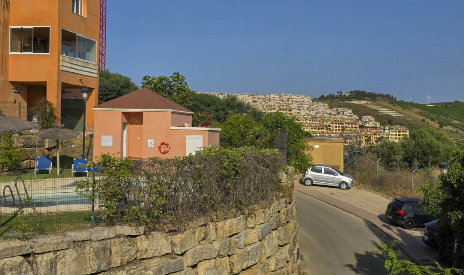 Resale - Apartment -
La Duquesa