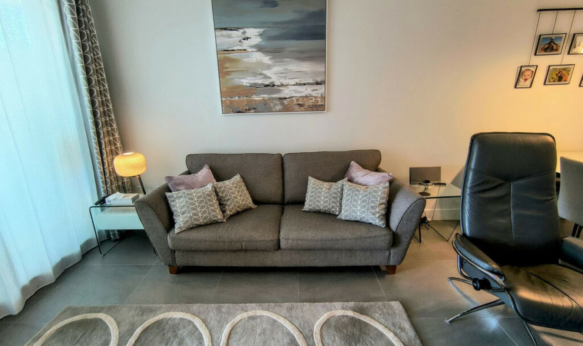 Resale - Apartment -
La Duquesa