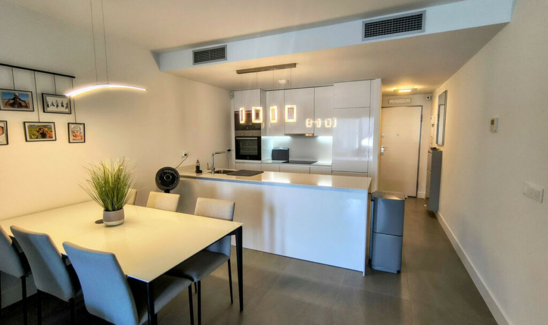 Resale - Apartment -
La Duquesa