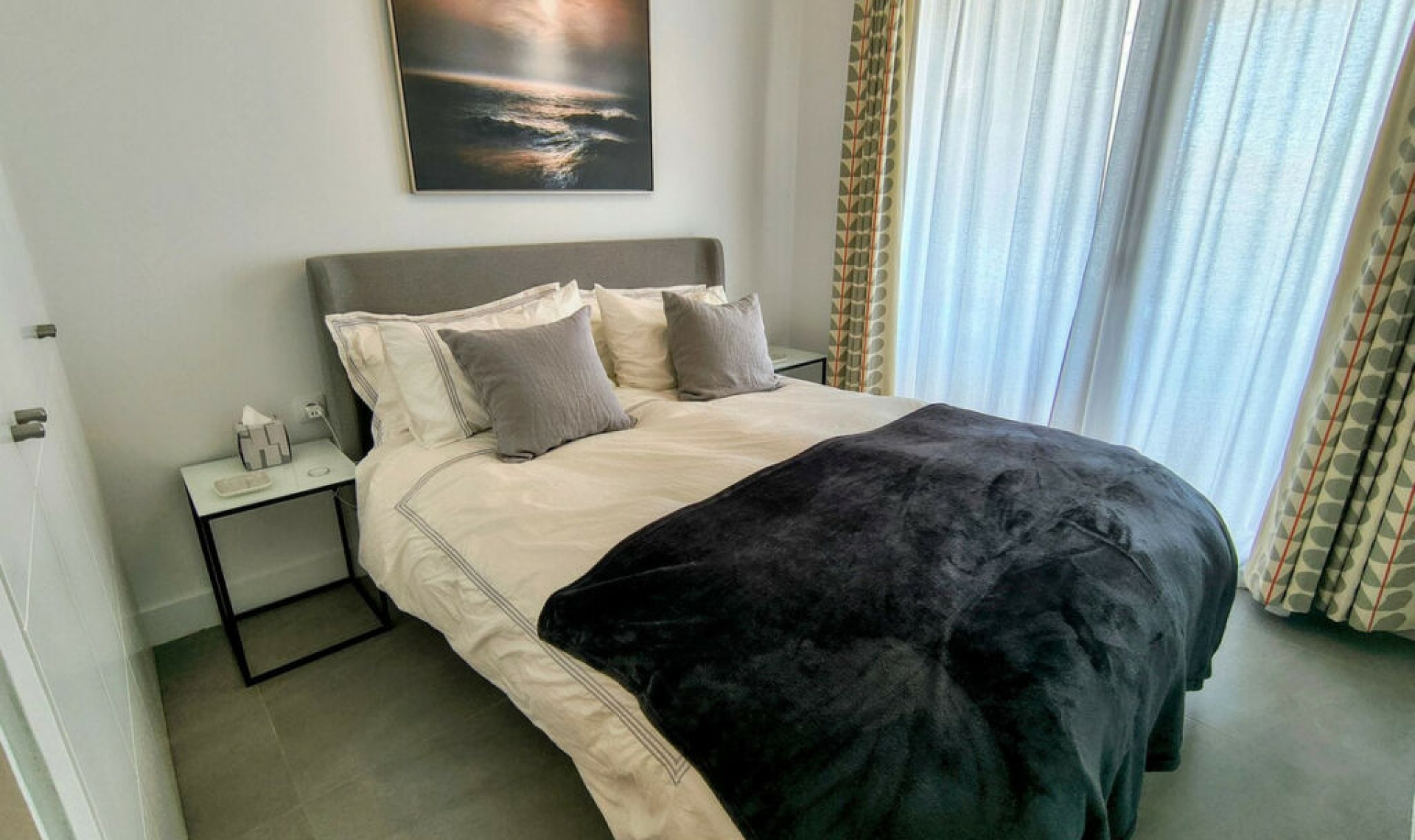 Resale - Apartment -
La Duquesa