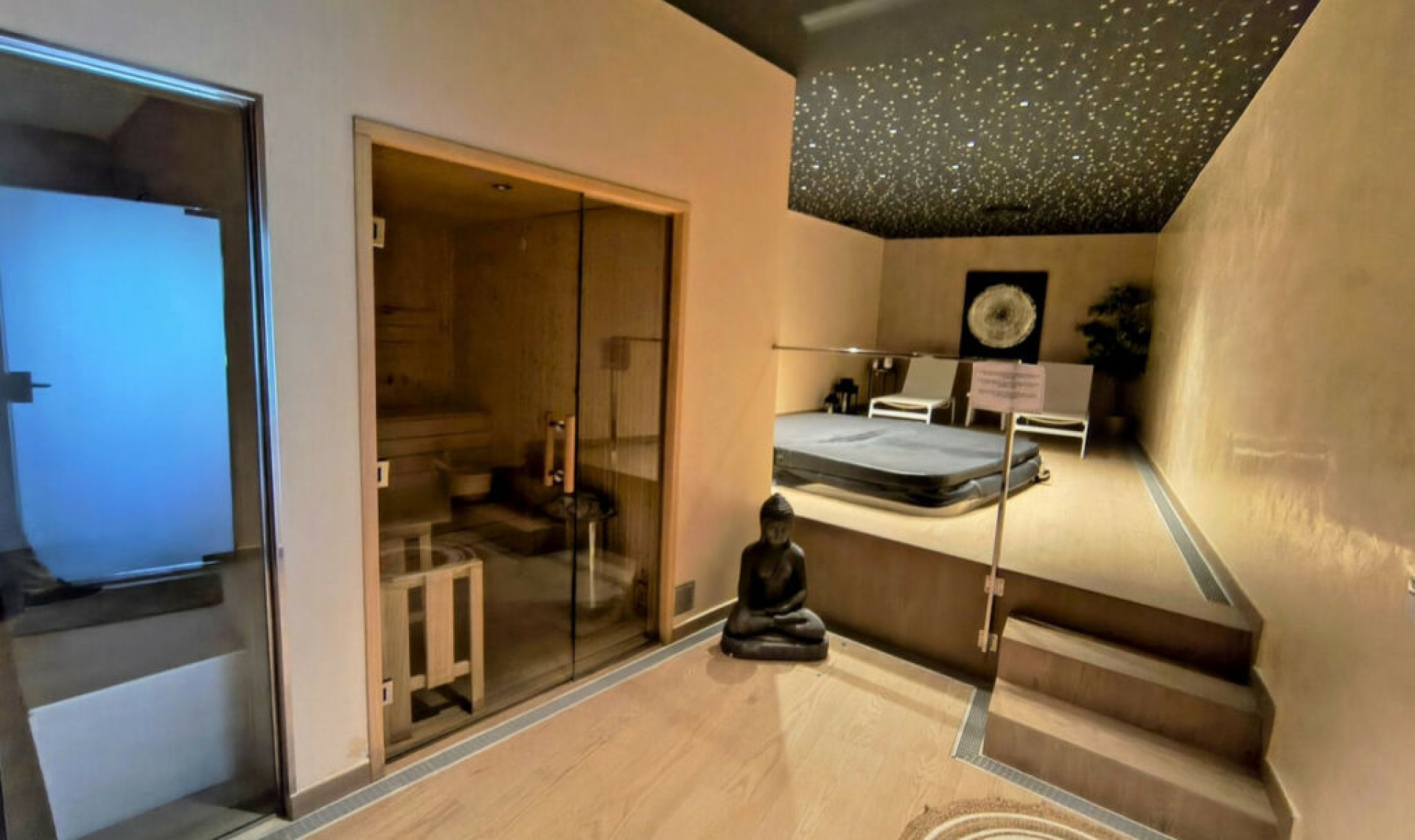 Resale - Apartment -
La Duquesa