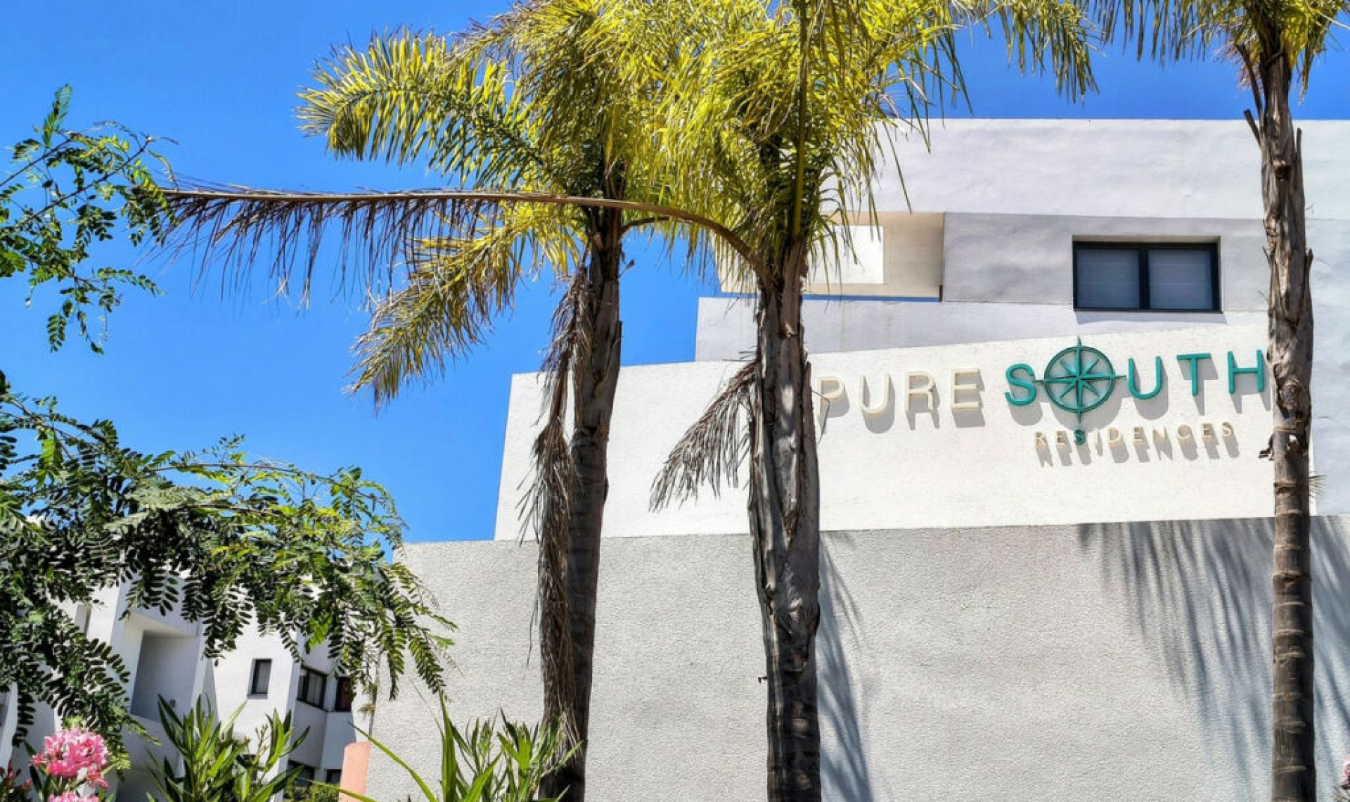 Resale - Apartment -
La Duquesa