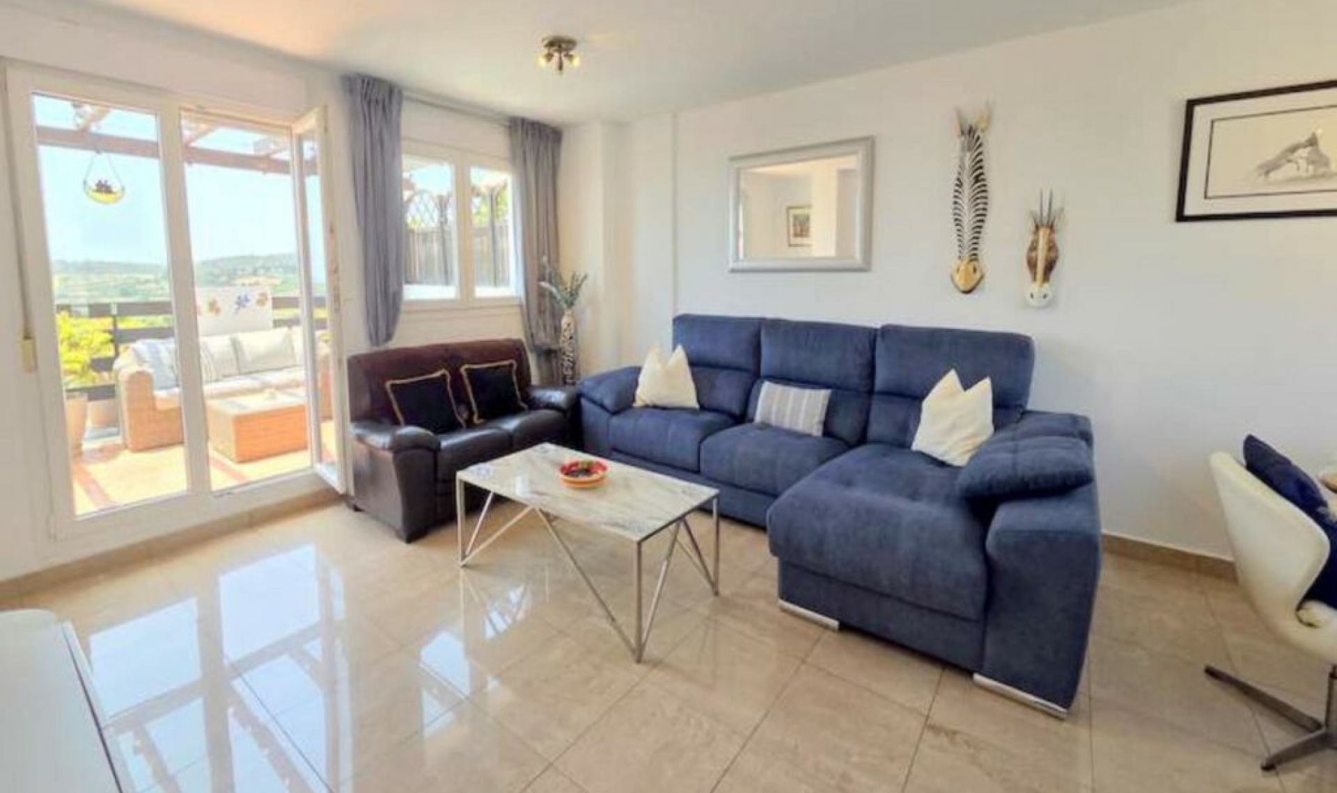 Resale - Apartment -
La Duquesa