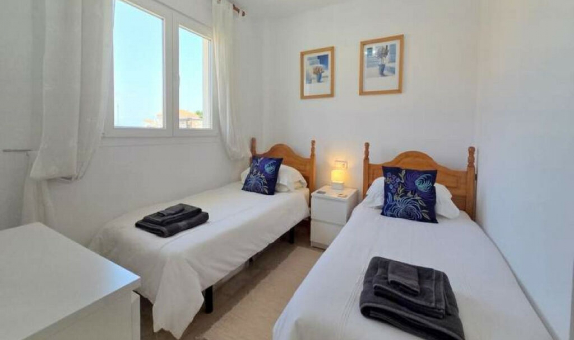 Resale - Apartment -
La Duquesa
