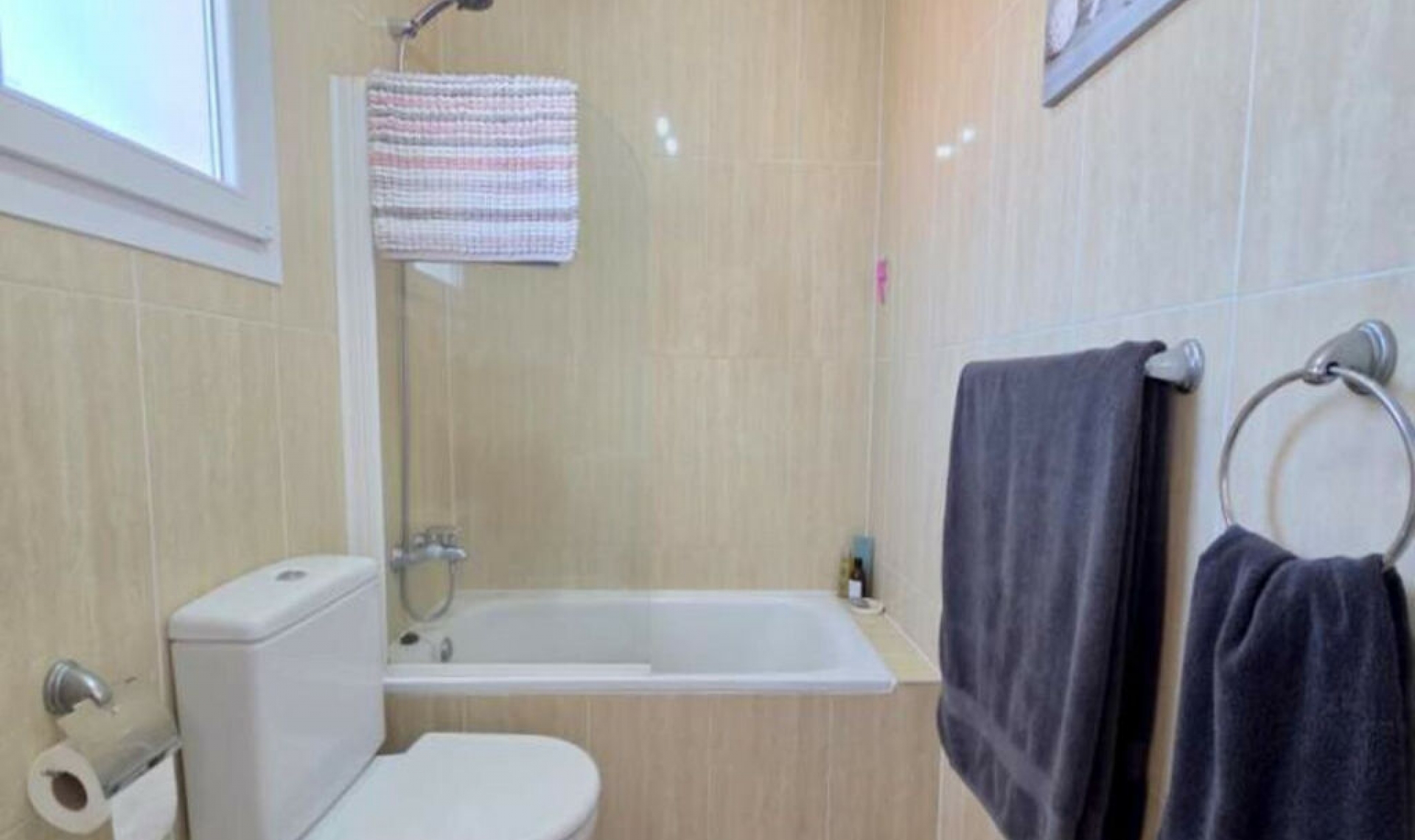 Resale - Apartment -
La Duquesa