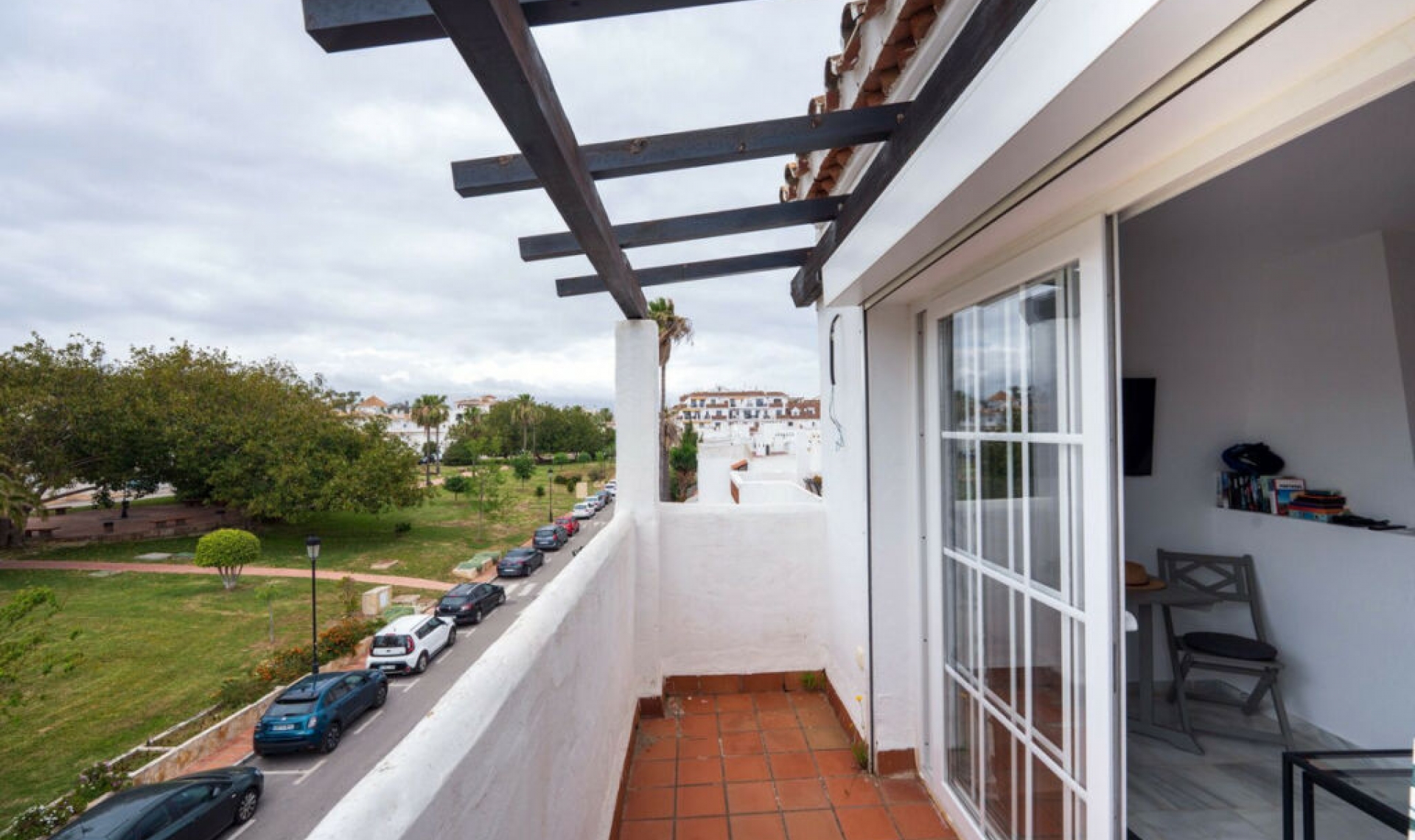 Resale - Apartment -
La Duquesa