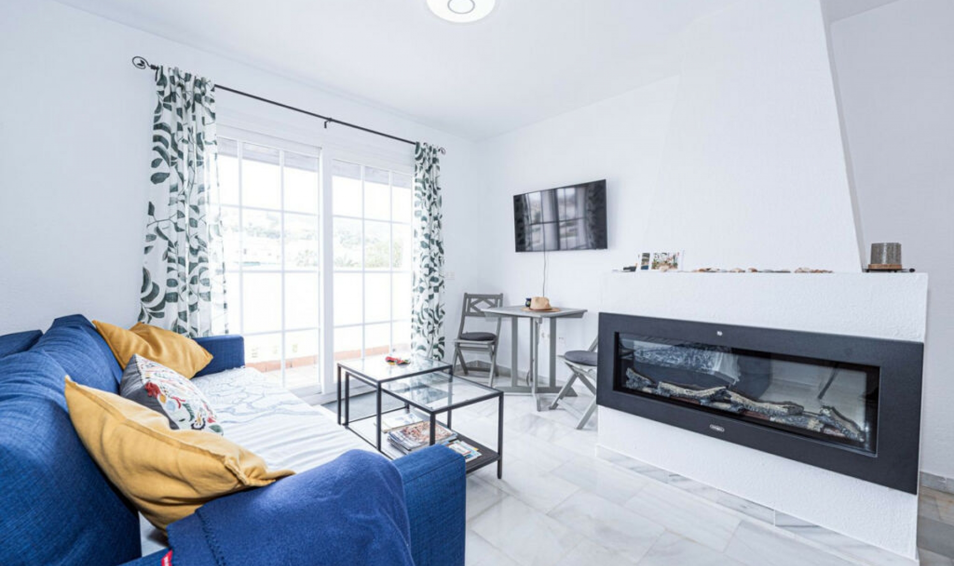 Resale - Apartment -
La Duquesa