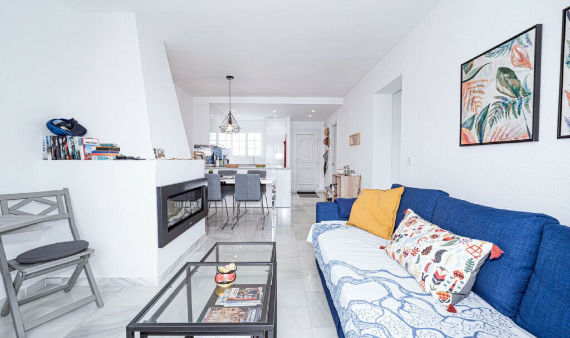 Resale - Apartment -
La Duquesa