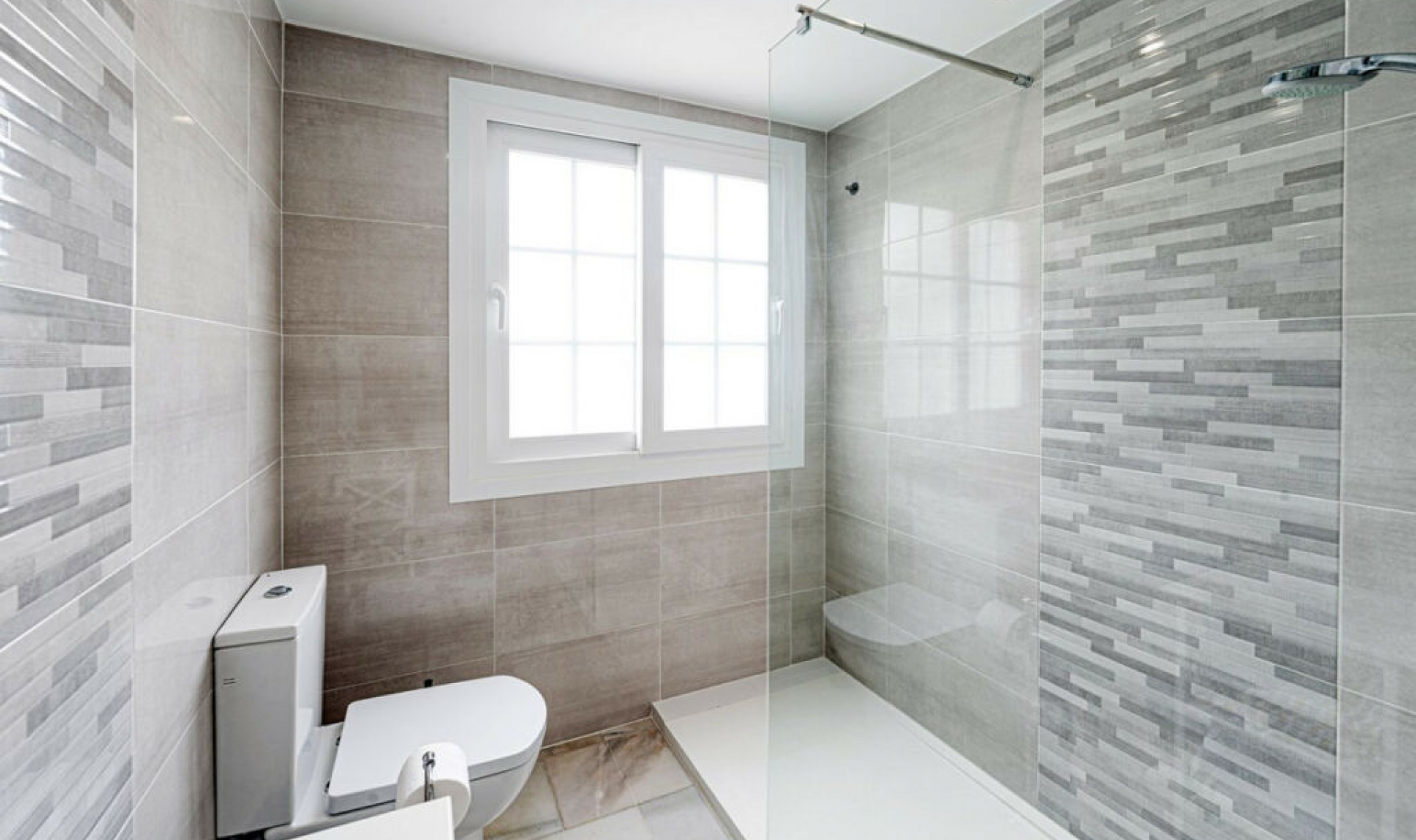 Resale - Apartment -
La Duquesa