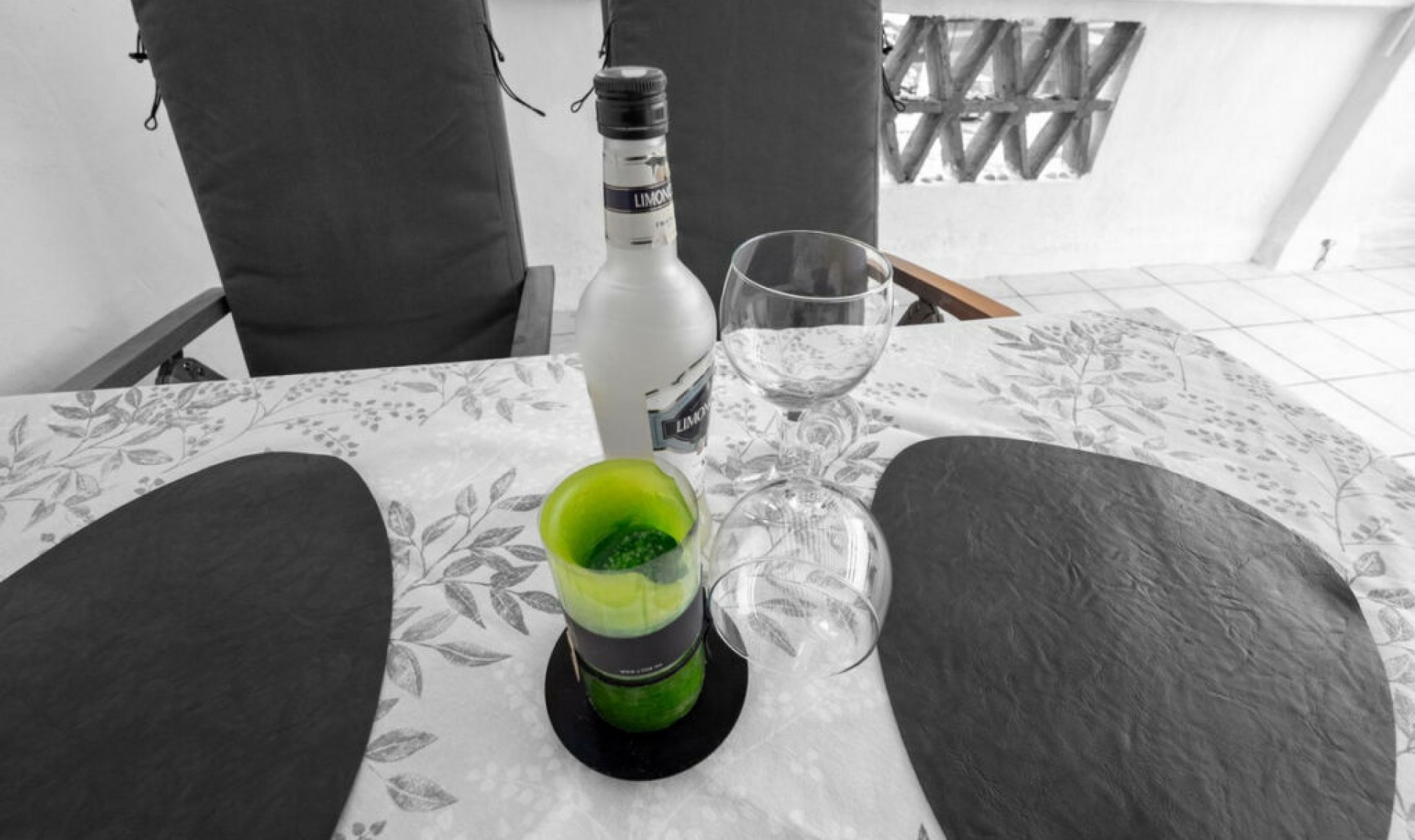 Resale - Apartment -
La Duquesa