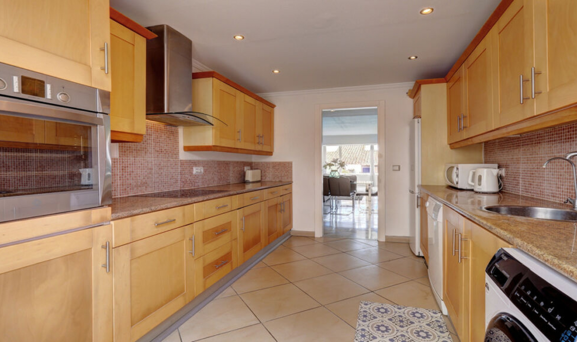 Resale - Apartment -
La Duquesa