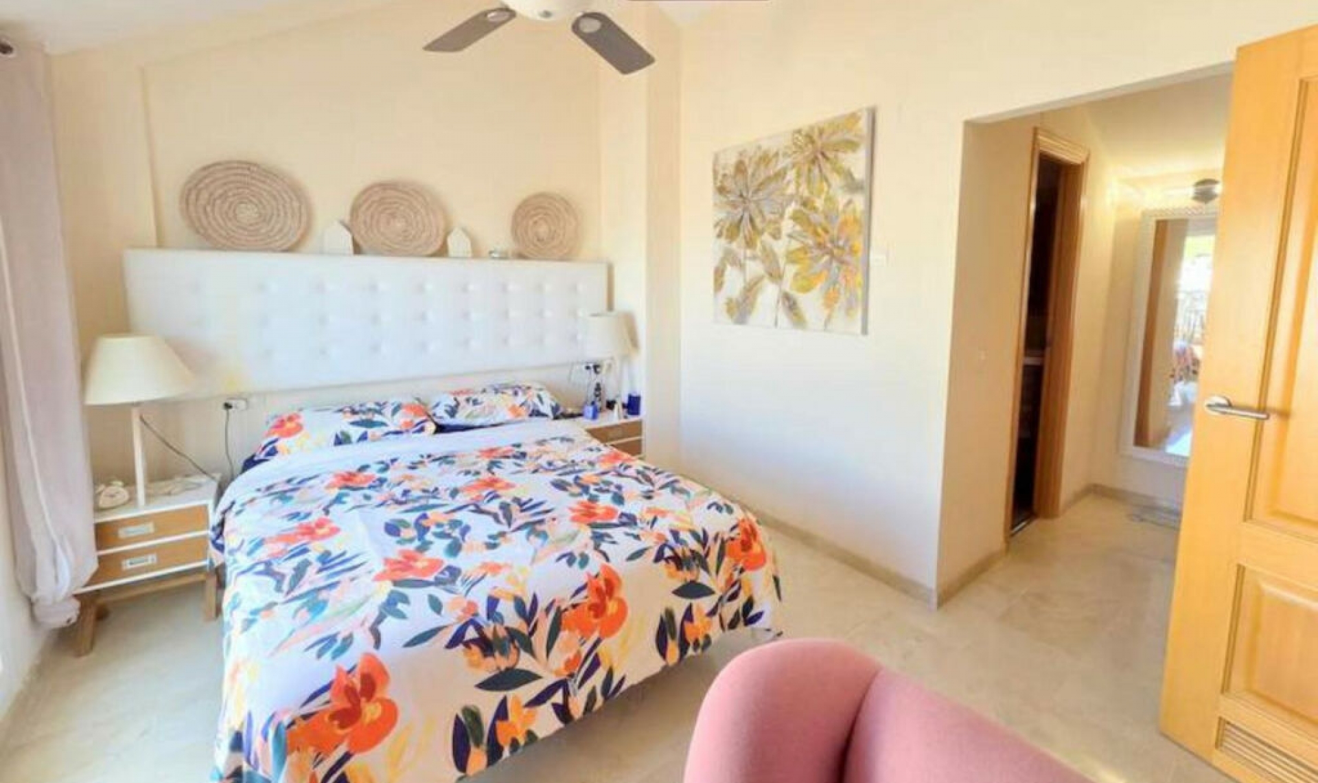 Resale - Apartment -
La Duquesa