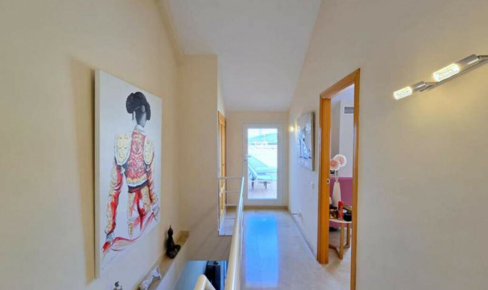 Resale - Apartment -
La Duquesa